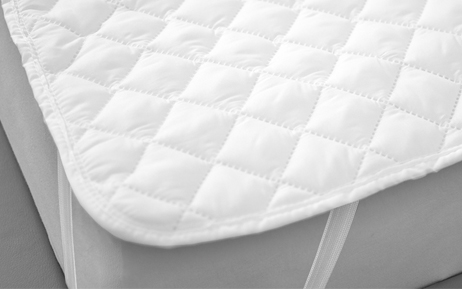 Microfaser-Schonauflage schtzt den Wasserbett-Bezug