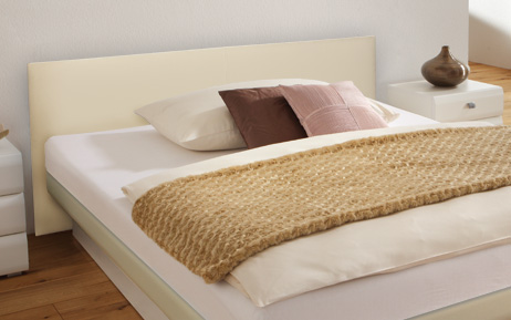 Split Wasserbett mit Saia Wandpaneel